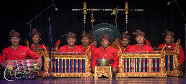 Bali dancers