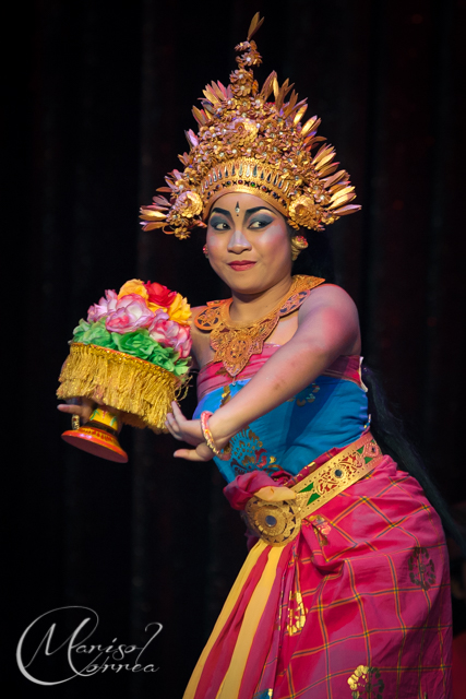 Bali dancers