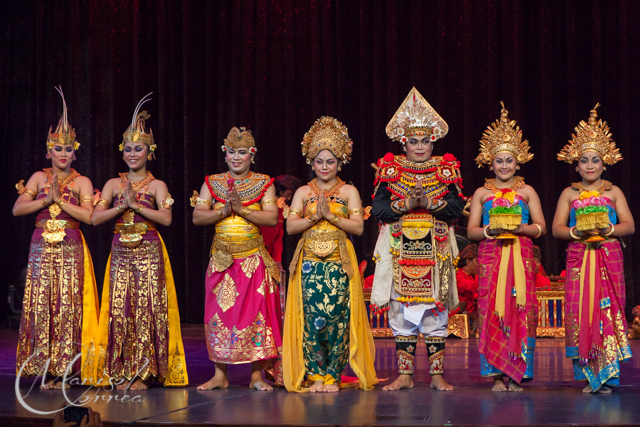 Bali dancers