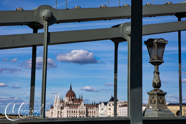 Hungarian Parliament Building/Chain Bridge